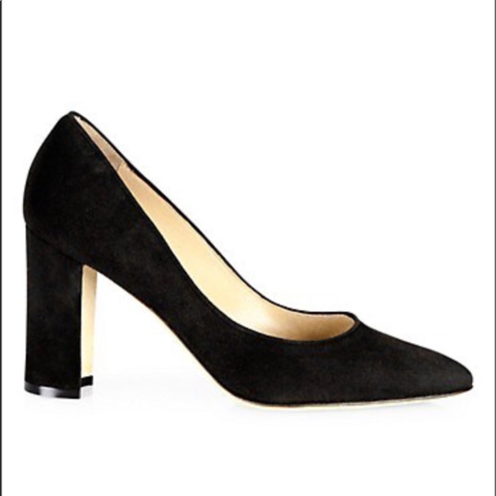 New Manolo Blahnik black suede heels size 36